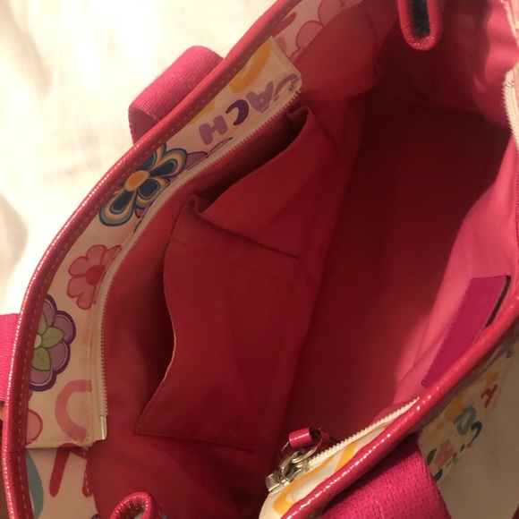 Coach handbag perfect for spring - Picture 14 of 16